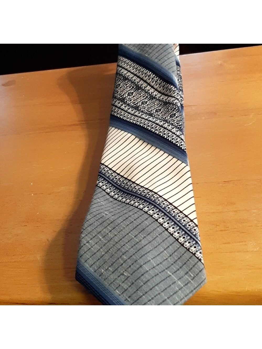 3/$20 Gianni Butti tie 